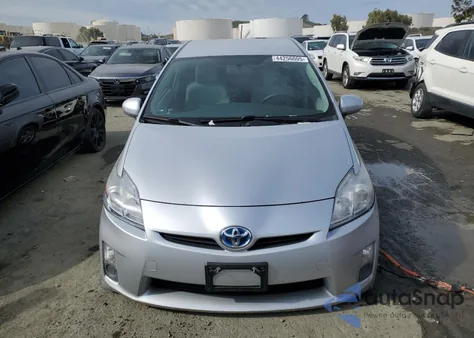 2011 Toyota Prius z USA, uszkodzony, nr VIN JTDKN3DU8B5297999